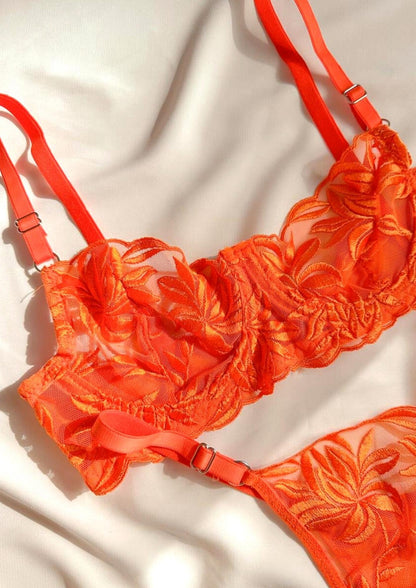 Flaming Cheetos  | Underwired Lingerie Set